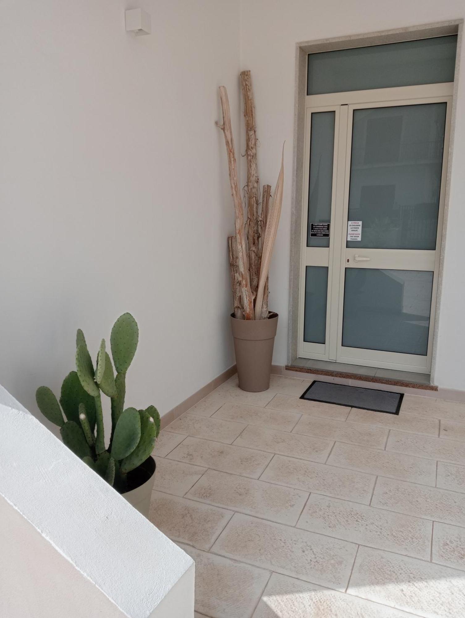 Scogliera Apartments Avola Luaran gambar